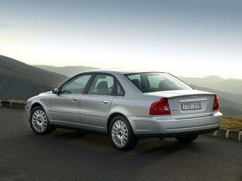 2003 Volvo S80 Rear