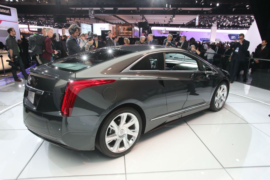 Cadillac ELR 5-w1024