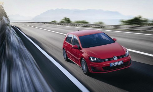 VW Golf GTD Front