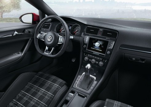 VW Golf GTD Interior