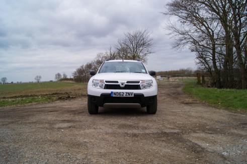 Dacia Duster Front