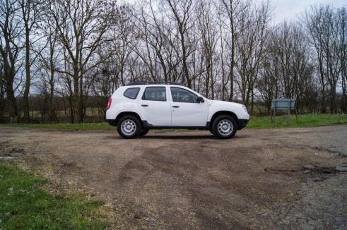 Dacia Duster Side