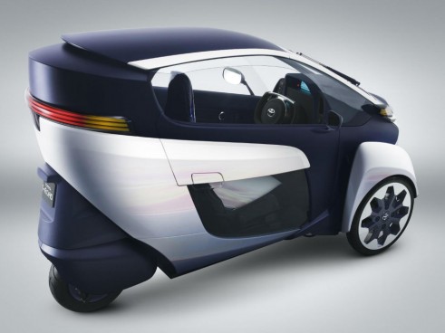 TOYOTA_iROAD_10_GMS_2013