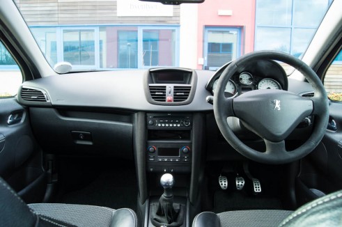 Peugeot 207 GT Dash