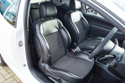 Peugeot 207 GT Seat