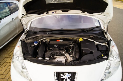 Peugeot 207 THP Engine