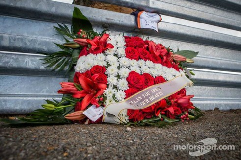 Allan Simonsen Flag Crash Scene Tribute - carwitter