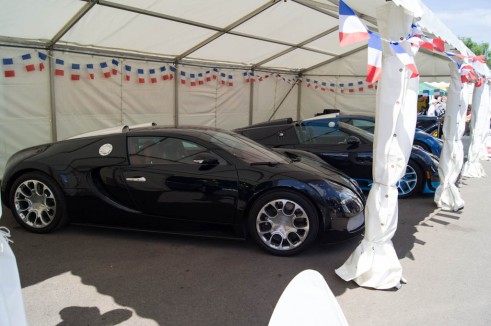 La Vie En Bleu 2013 - Bugatti Veyron x3