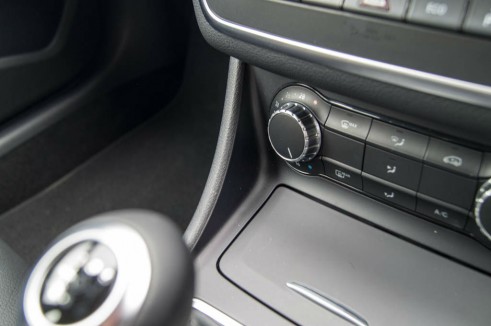 Merceds Benz CLA AMG Sport - Center Console Plastics - carwitter
