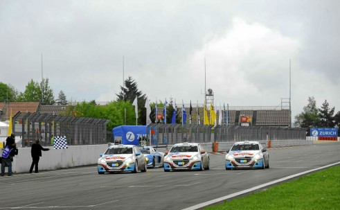 Peugeot 208 T16 Peugeot Sport Nurburgring 2013 Finish Line - carwitter