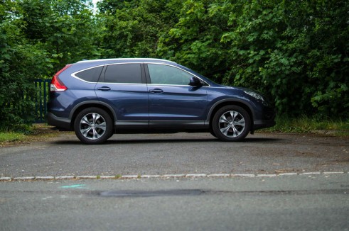Honda CRV Review Side - carwitter