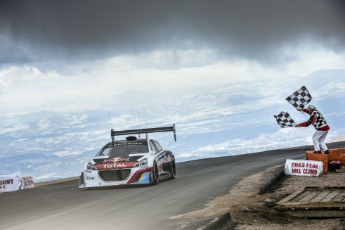 Sebastien Loeb Pikes Peak 2013 Peugeot 208 T16 Finish Line LR - carwitter