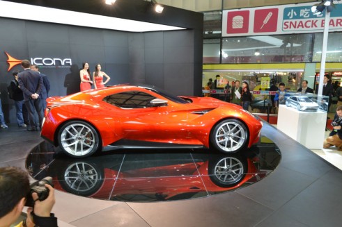 Icona Vulcano Side - carwitter