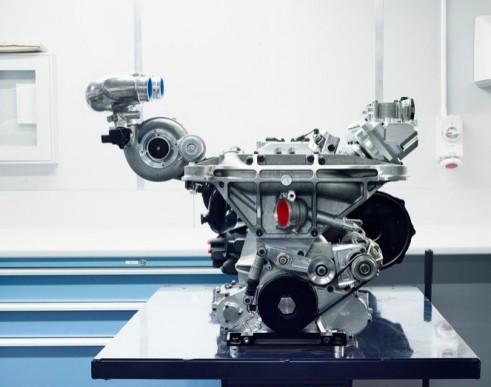 Jaguar-C-X75 engine - Carwitter