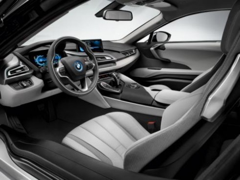BMW i8 Interior - carwitter