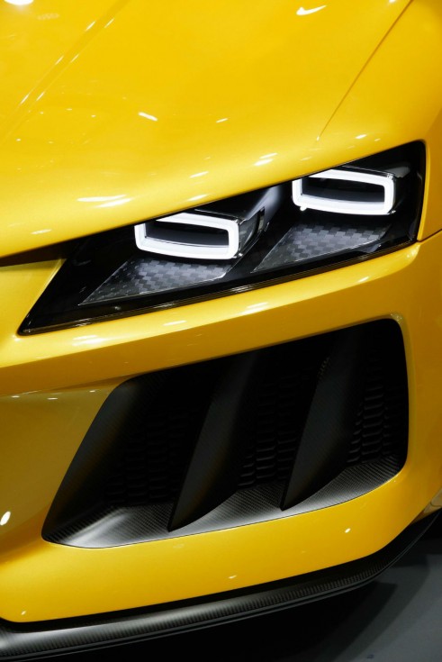 Audi Sport Quattro Concept Headlight - Frankfurt Motor Show 2013 - carwitter