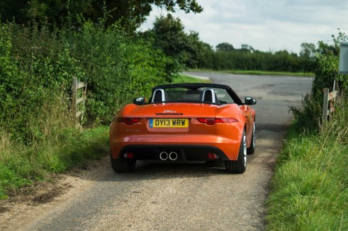 Jaguar F-Type V6 Review - Rear Scene - carwitter