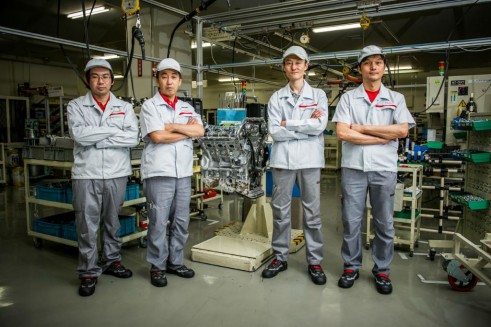 Nissan GTR The 4 Takumi Engine Builders - carwitter