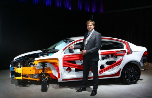 Qoros 3 Sedan Safety Cell - carwitter