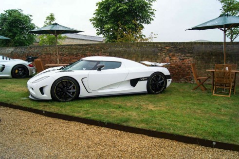 Salon Prive 2013 - White Koenigsegg Agera Side - carwitter