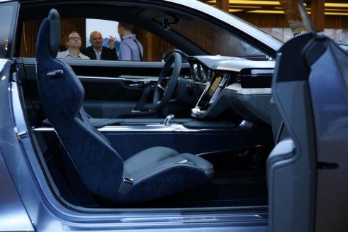 Volvo Concept Coupe Interior - Frakfurt Motor Show 2013 - carwitter