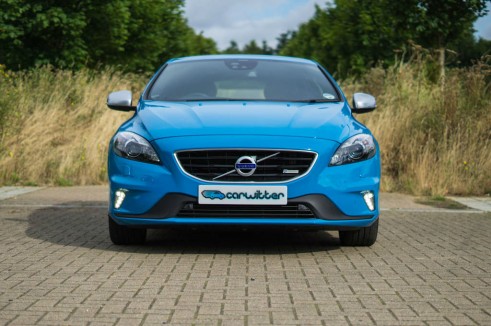 Volvo V40 Review Front Close - carwitter