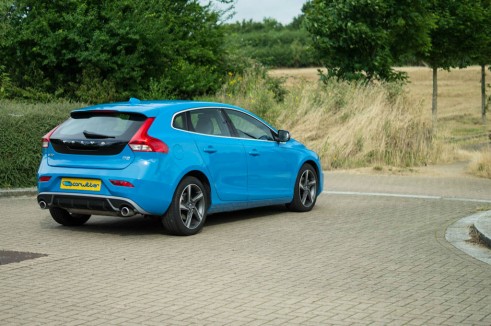 Volvo V40 Review Rear Angle - carwitter