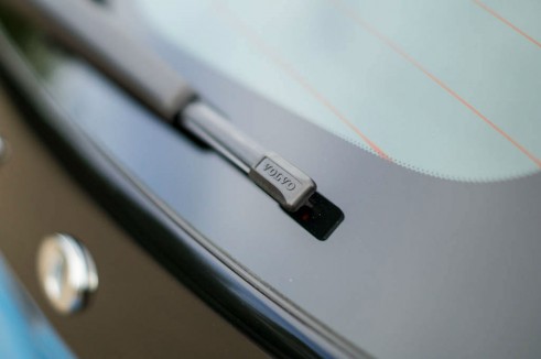 Volvo V40 Review Rear Wiper Detail - carwitter