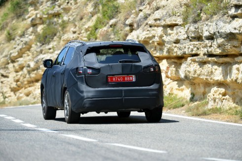 2014 Nissan Qashqai Spy Shot Rear - carwitter