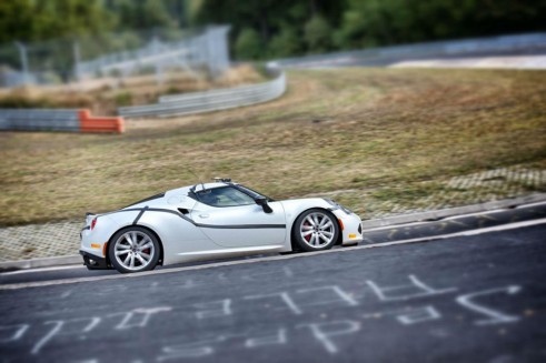Alfa Romeo 4C Nurburgring Side - carwitter