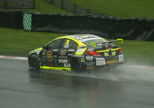 BTCC 2013 Brands Hatch Final - Goff Insignia - carwitter