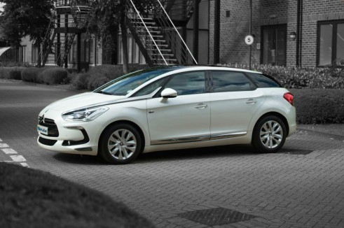 Citroen DS5 Review - Side - carwitter