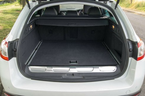 Peugeot 508 RXH Review - Boot - carwitter