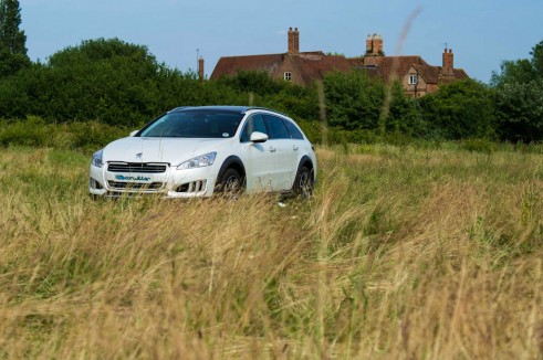 Peugeot 508 RXH Review - Front Distance - carwitter