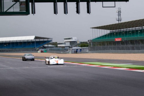 Radical SR3 RS Experience Mad Silverstone - On Track