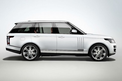 Range Rover Long Wheelbase Autobiography Black Side - carwitter