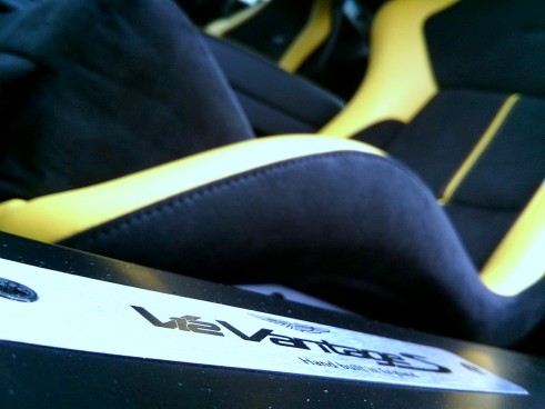V12VantageSInterior4_Carwitter_