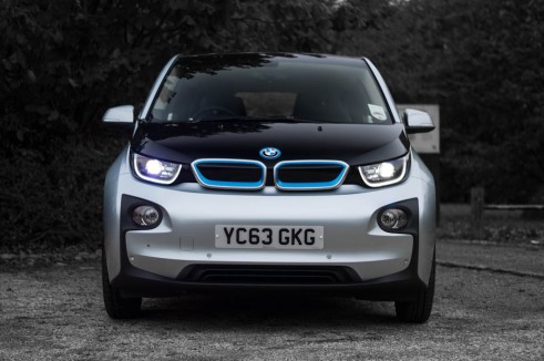 BMW i3 Review - Front - carwitter