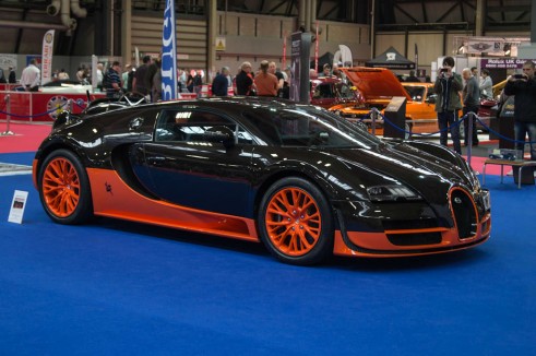 NEC Classic Car Show 2013 Review - Bugatti Veyron Grand Vitesse - carwitter