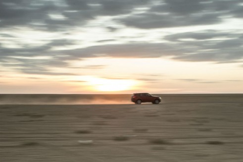 Range Rover Sport Empty Quarter Challenge Dessert Side Shot - carwitter
