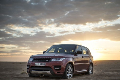 Range Rover Sport Empty Quarter Challenge Front - carwitter