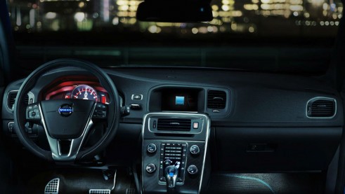 Volvo V60 Polestar Dashboard - carwitter