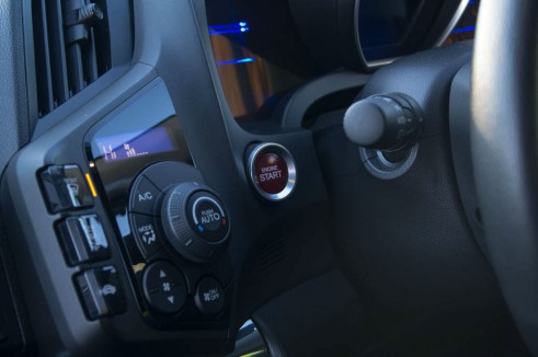 2013 Honda CRZ Review - Start Button - carwitter