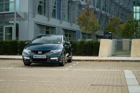 2013 Honda Civic Review - Front Angle Scenery - carwitter