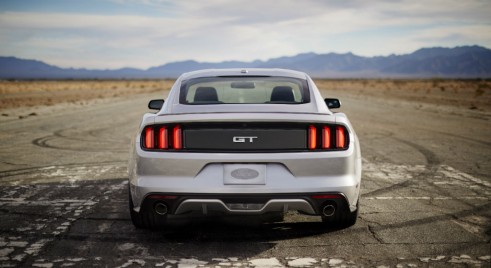 2014 2015 Ford Mustang Rear - carwitter