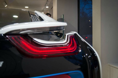 BMW i8 Park Lane London - Rear Light 2 - carwitter