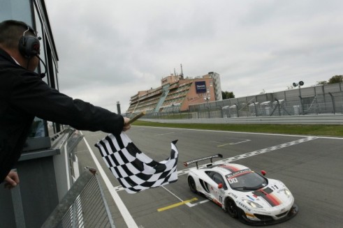 Blancpain Nurburgring 2013 Finish - carwitter