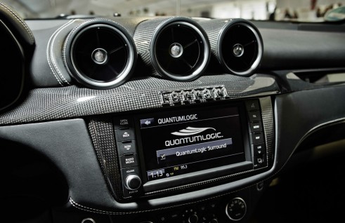Ferrari Quantumlogic JBL HARMAN Stereo - carwitter