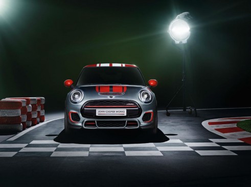 MINI John Cooper Works Concept Front- carwitter