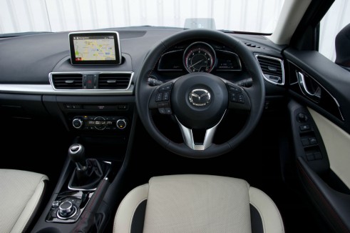 Mazda 3 Review - Steering Wheel - carwitter